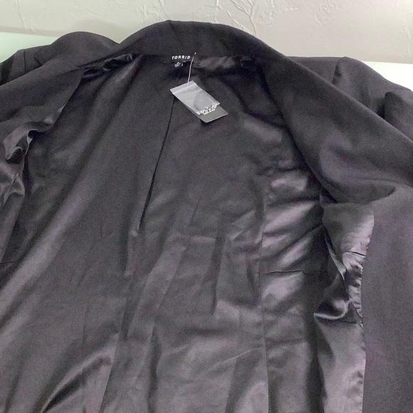 Torrid 2 black one button blazer size 18 / 20 NWT - Picture 10 of 15